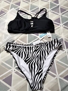 Cupshe Black Strappy Bikini Top with Black & White Zebra High-Cut Bottoms